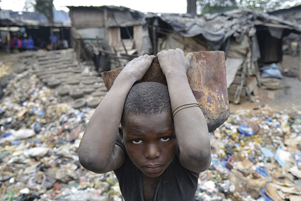385 milioi haur sekulako pobrezia egoeran bizi dira UNICEFen txosten baten arabera